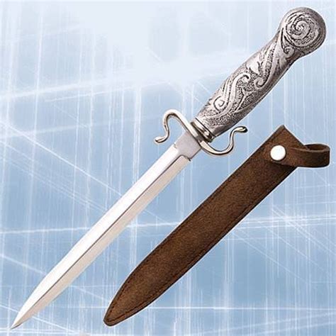 Ezio Belt Dagger 